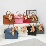 Sac Kelly taille moyenne – Cuir synthétique PU | Luxe léger, grande capacité, bandoulière amovible – Idéal pour maman & femme active